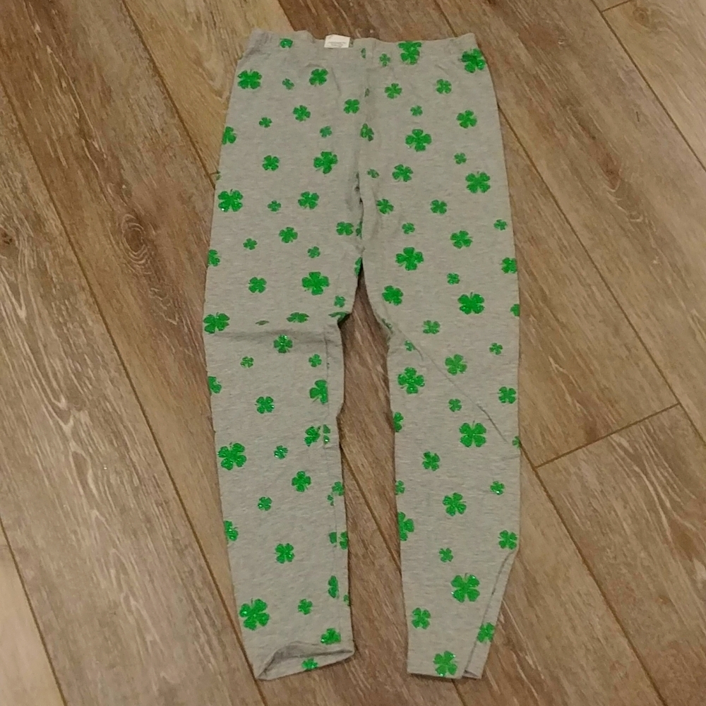 Shamrock girls leggings. Never worn. Final price.